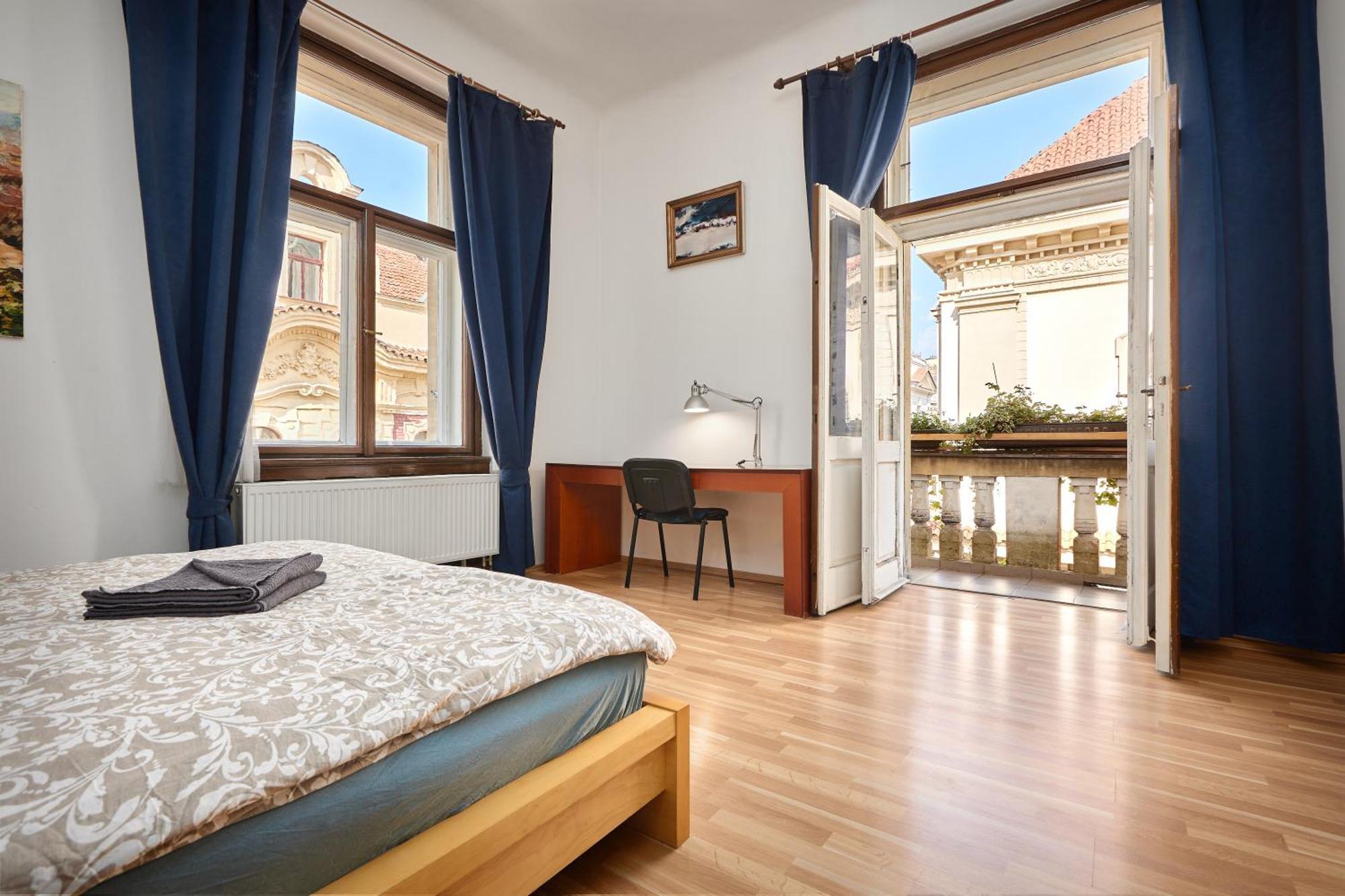 Apartmán Old Town & Parking Assistance Praha Exteriér fotografie