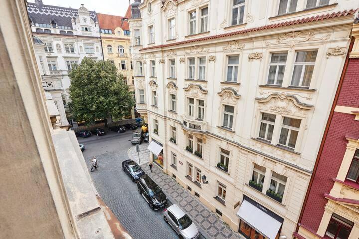 Apartmán Old Town & Parking Assistance Praha Exteriér fotografie